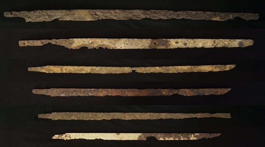 古墳時代　直刀　古代刀 直刀 - Wikipedia