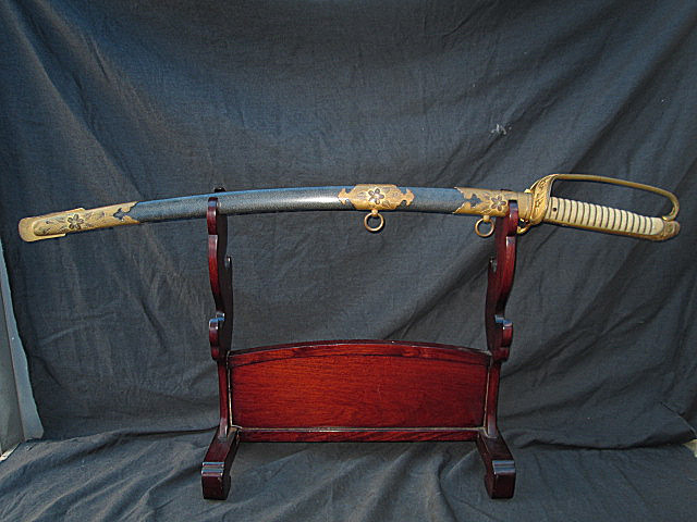 明治時代 大日本帝国海軍 サーベル型軍刀 両手握 軍刀 鞘は鮫皮 銀の