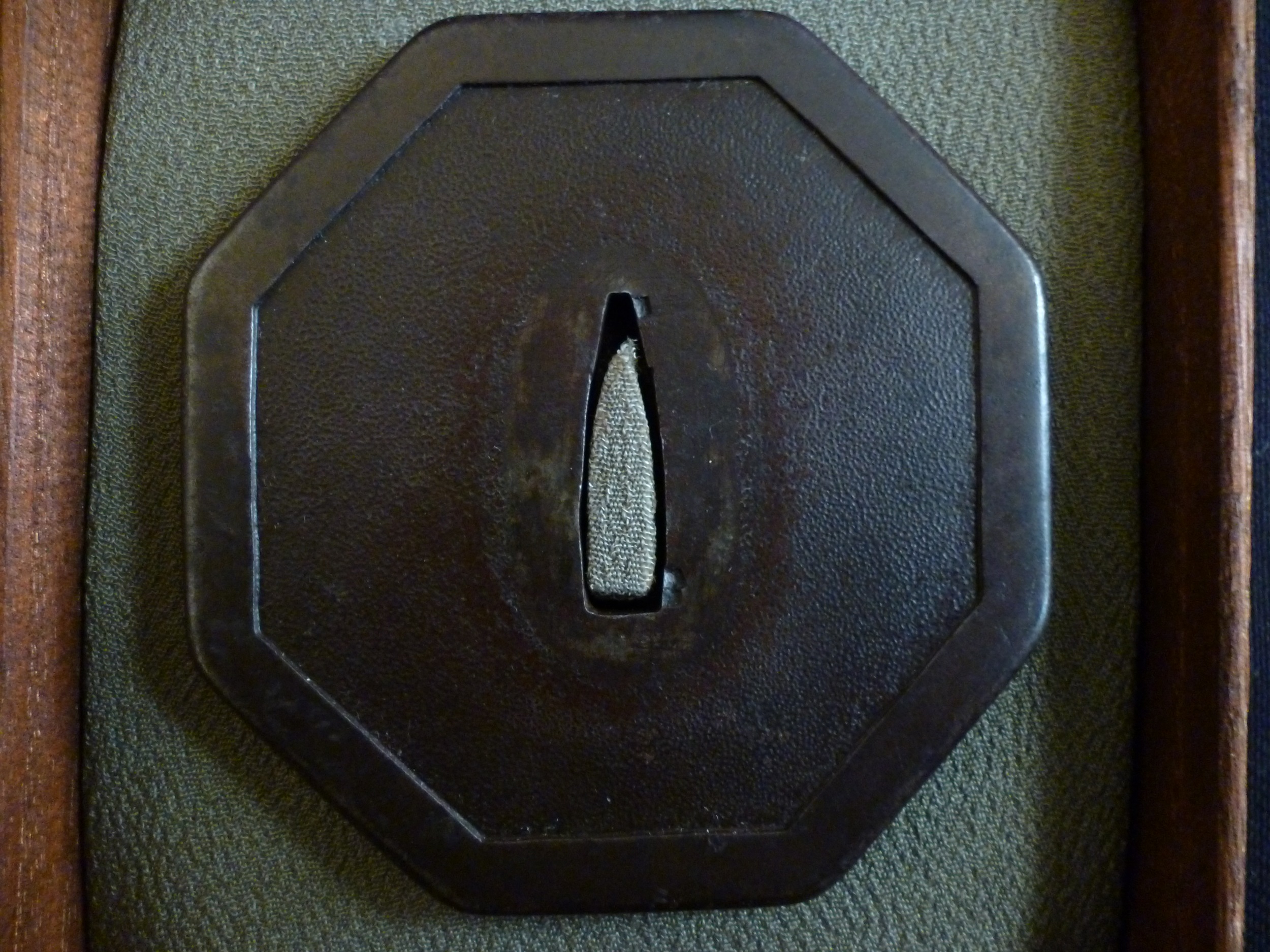 鍔 八角形鉄鍔 - 美術*刀剣*専門*オークション！WINNERS(ウィナーズ)